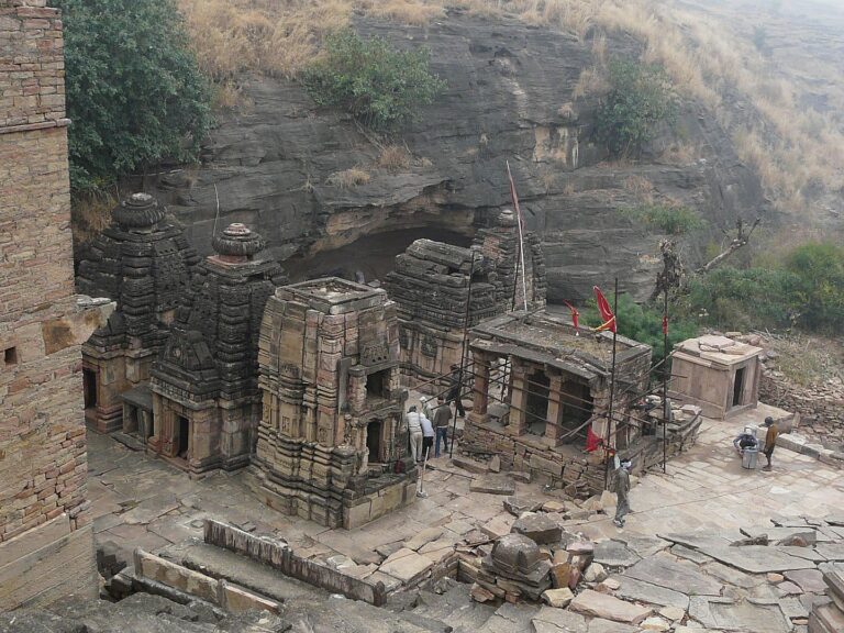 Nareshwar Temples